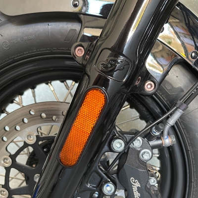 Front Fender Schrauben in Indian